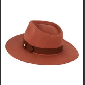 KOORINGAL
CARA WIDE BRIM FEDORA color: Terracotta size M 59 CM
